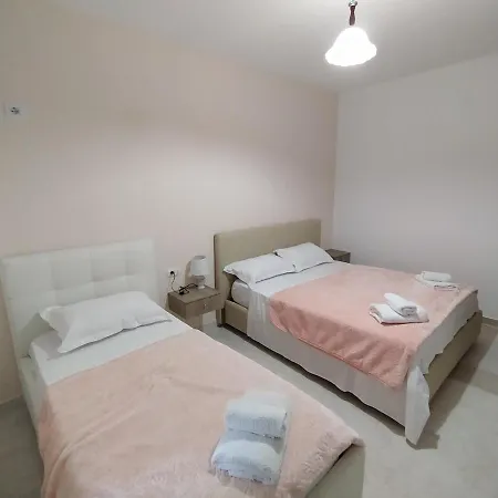 Eljos House Permet